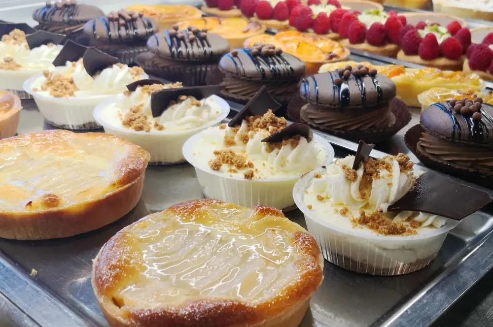 patisserie-bonneau-patisserie-dessert